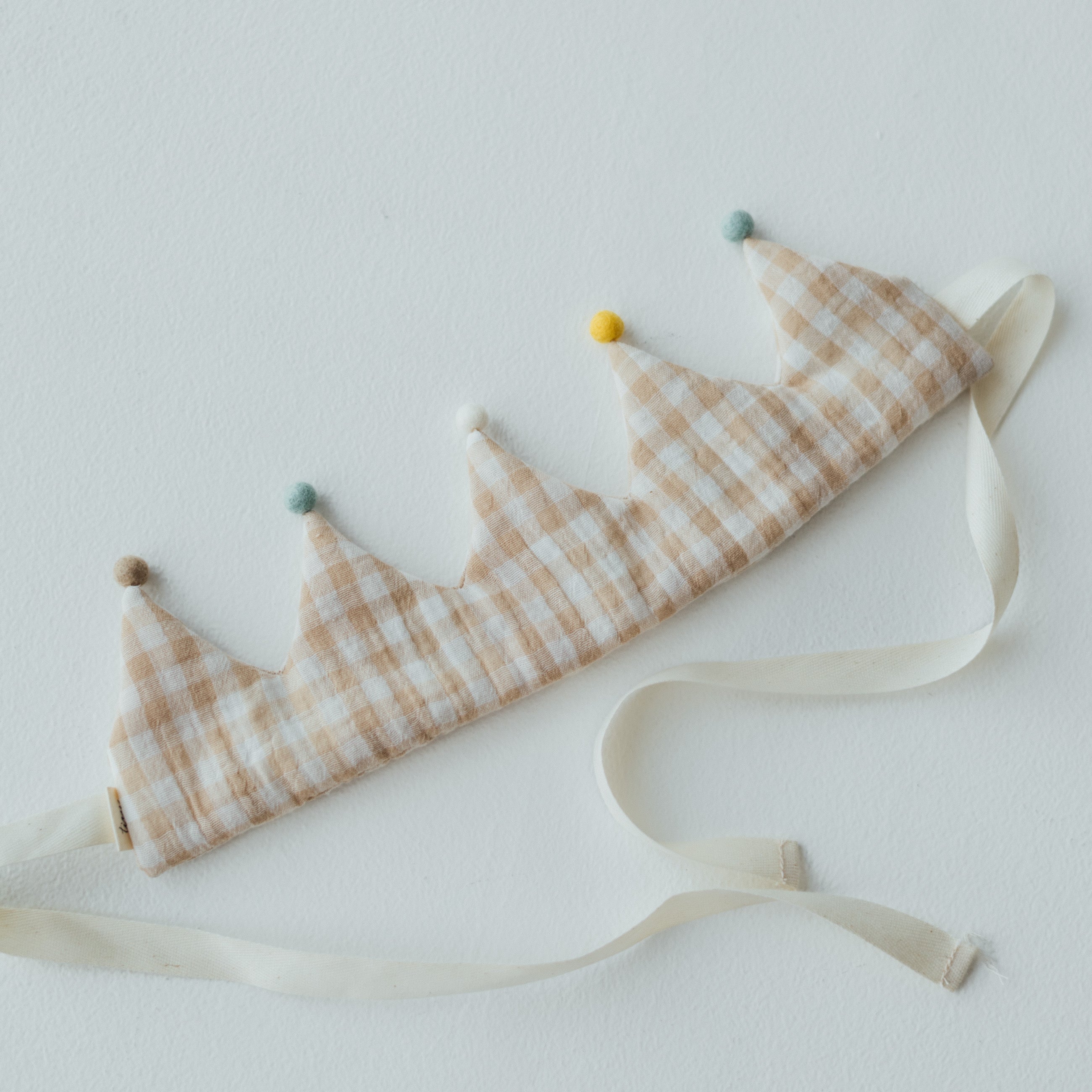 TISU lasten kruunu, Gingham mallisto