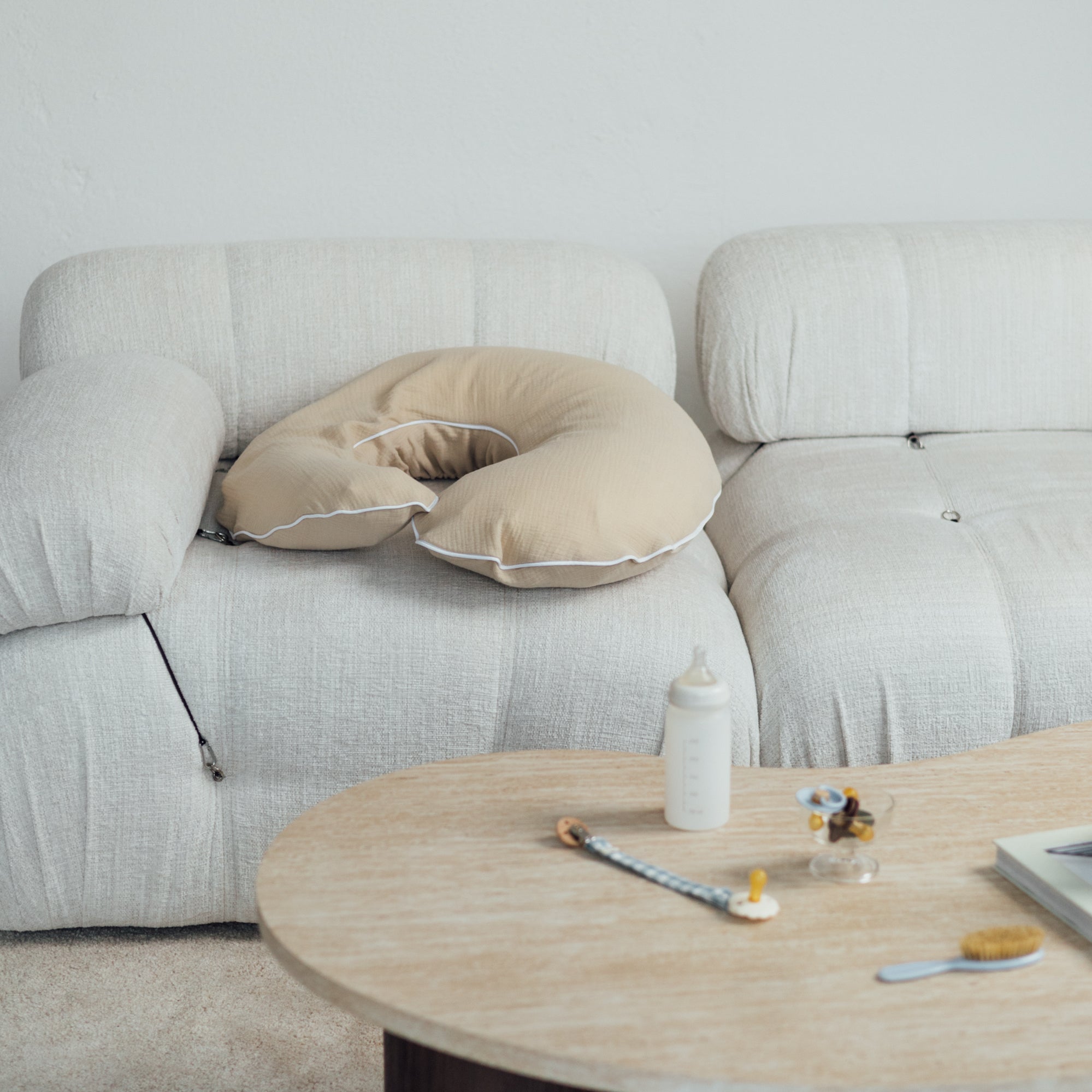 TISU x SleepAngel imetystyynyn vaihdettava harsopäällinen, useita värejä
