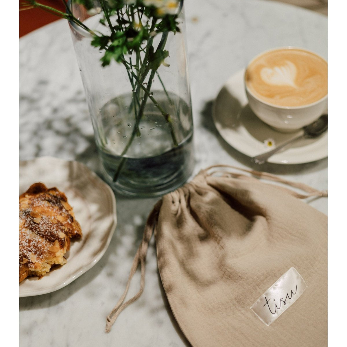 TISU imetyssuojan säilytyspussi