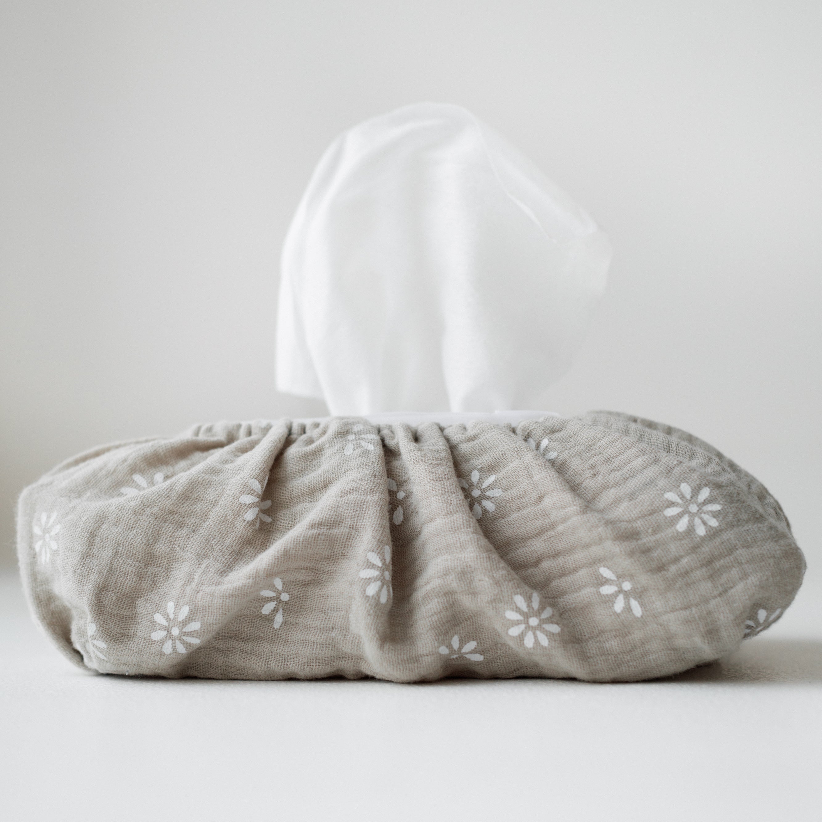 TISU vauvan kosteuspyyhepaketin päällinen, daisy mallisto