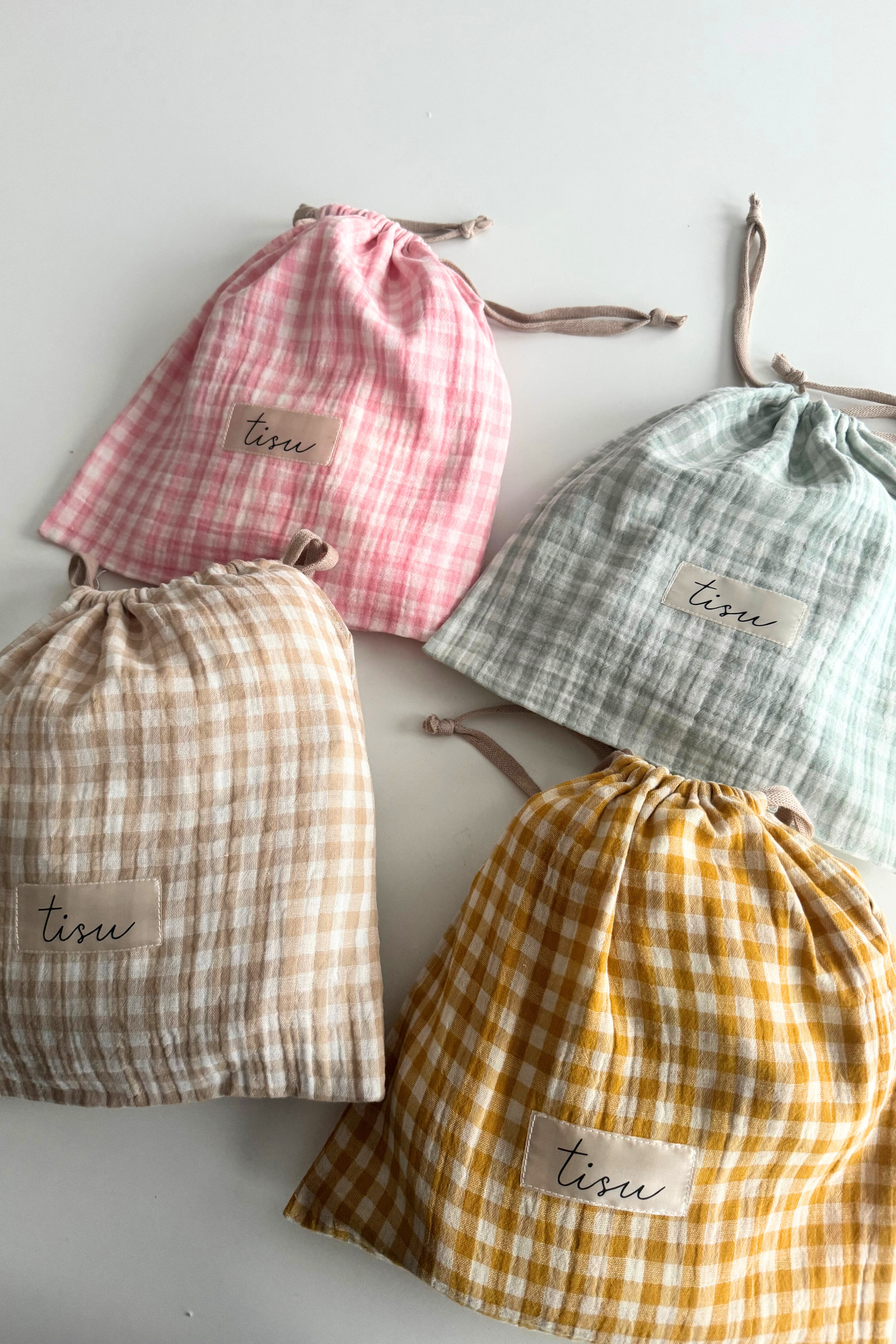 TISU imetyssuojan säilytyspussi