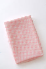 Lataa kuva Galleria-katseluun, TISU vauvan hoitoalustan päällinen, Pink Gingham
