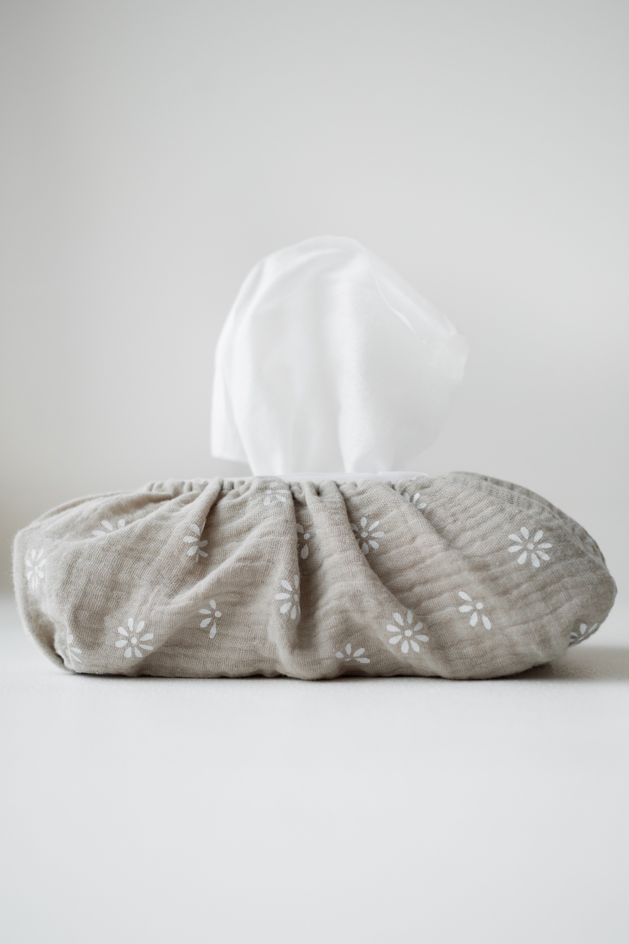 TISU vauvan kosteuspyyhepaketin päällinen, daisy mallisto